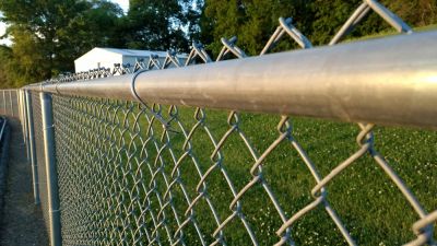 Prevents ball loss.